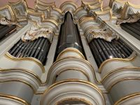 Wunderbares Detail des Orgelprospekts